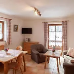 Konukevi Gaestehaus Kurparkfrieden
