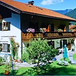 Gaestehaus Kurparkfrieden Mittenwald