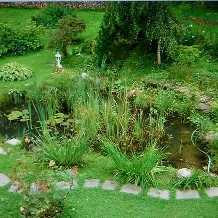 Gaestehaus Kurparkfrieden بيت ضيافة ميتنوالد